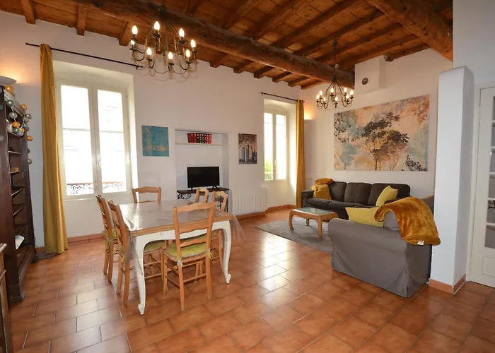 Maison Le Neuf Tarascon