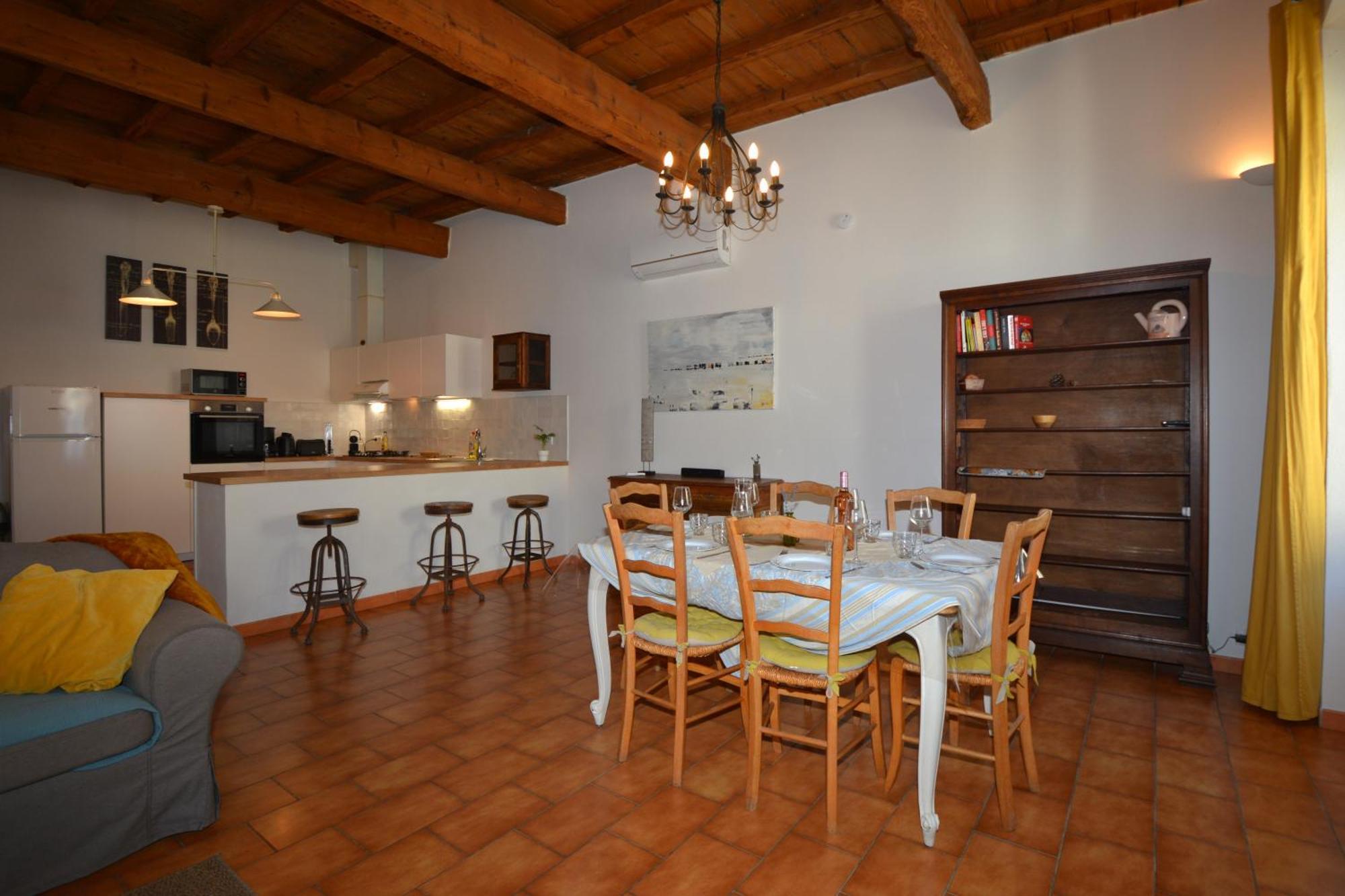 Maison Le Neuf Holiday home *